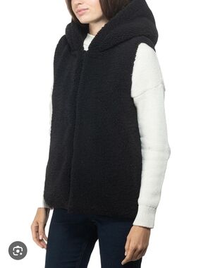 INC International Concepts Furry Hooded Vest Black With Hooks Close Size S/M